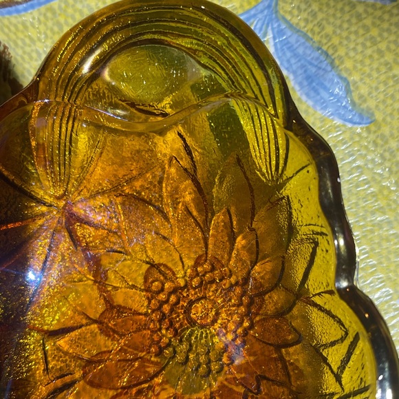 Vintage Indiana Glass Co. Marigold Carnival Glass Serving Dish - Picture 9 of 9